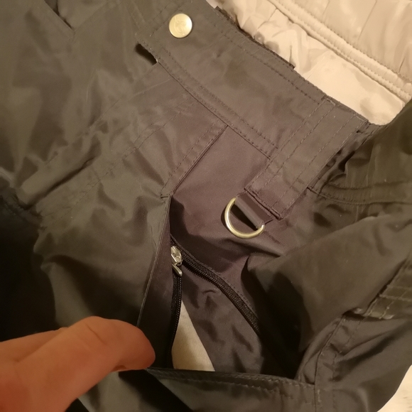 BETTY RIDES Snowboarding Pants Woman’s Size Medium - Picture 2 of 15